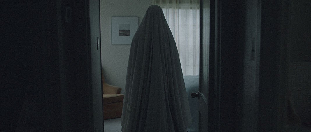 Crítica de 'A Ghost Story' nos mete en un punto de vista un tanto peculiar • En tu pantalla