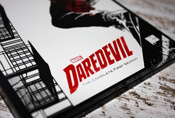 'Daredevil' Temporada 1: Un vistazo al Steelbook Blu-ray de UK • En tu pantalla
