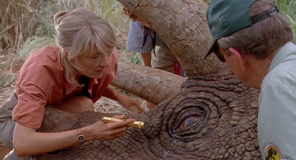 ‘Jurassic World: Dominion’: Nueva imagen protagonizada por Laura Dern y un pequeño Nasutoceratops • En tu pantalla