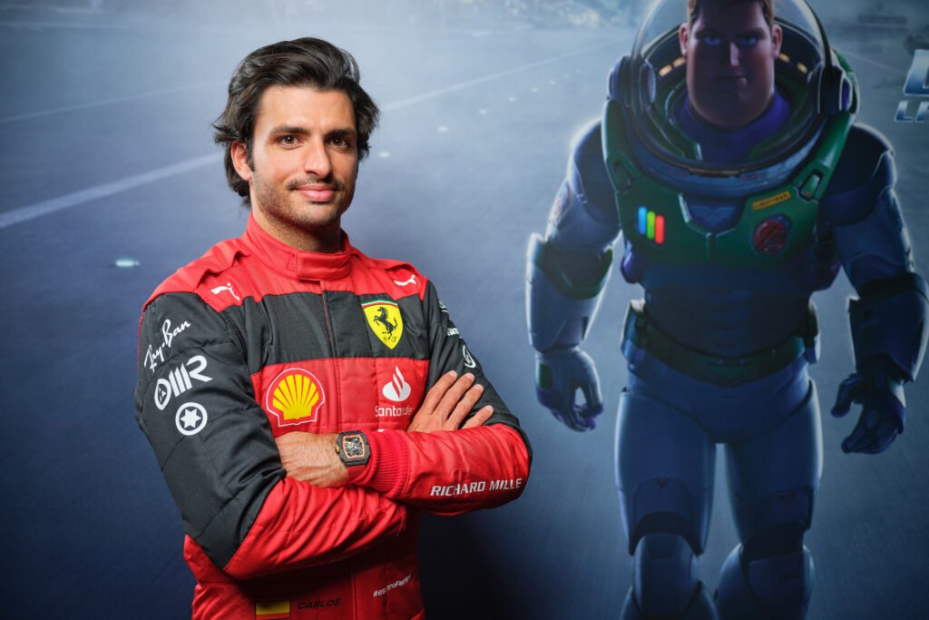 'Lightyear' contará con los pilotos de F1 Carlos Sainz y Charles Leclerc • En tu pantalla